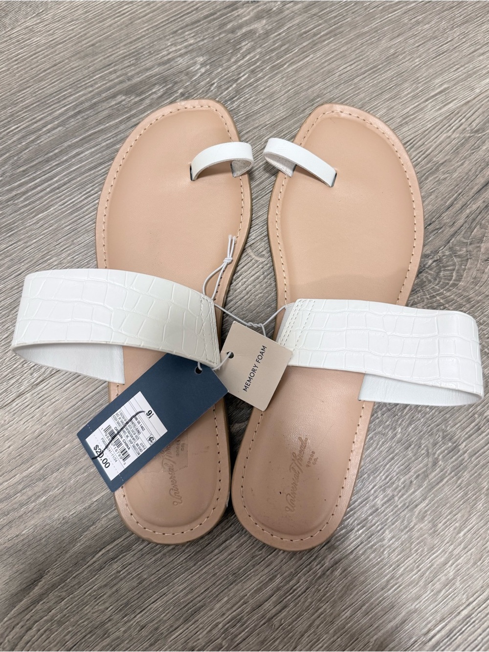 NWT a new day White Croc-Embossed Toe-Loop Slide Sandals